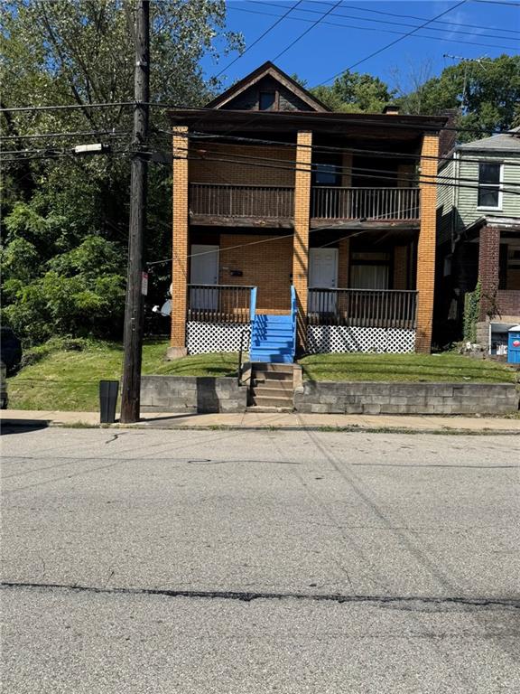 1735 Laketon Road Pittsburgh, PA 15221 - Photo 2 of 28 Gallery Image 2