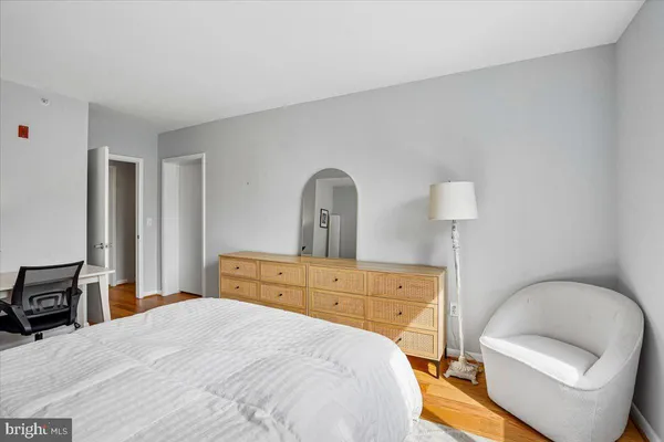 $2,400 | 350 G Street Southwest, Unit N511, Washington, DC 20024