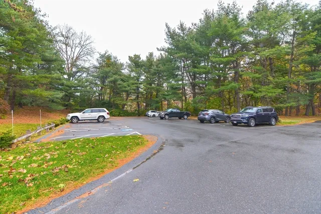 $449,000 | 8 Ledgewood Way, Unit 20, Peabody, MA 01960