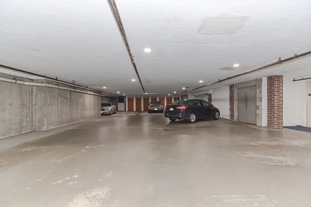 $449,000 | 8 Ledgewood Way, Unit 20, Peabody, MA 01960