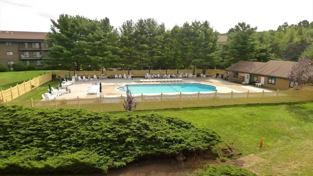 $449,000 | 8 Ledgewood Way, Unit 20, Peabody, MA 01960