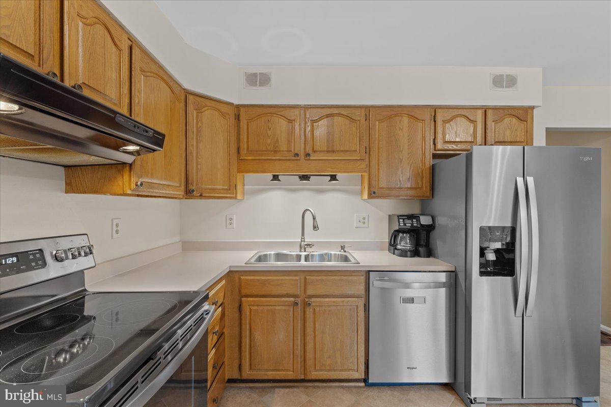 6744 Settlers Ridge Road Warrenton, VA 20187 - Photo 13 of 54 Kitchen