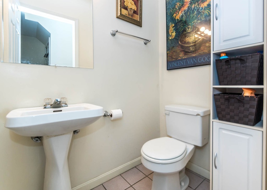 985 Trapelo Road, Unit 14 Waltham, MA 02452 - Photo 13 of 19