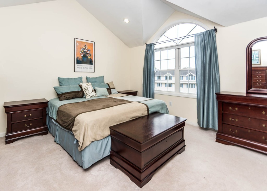 985 Trapelo Road, Unit 14 Waltham, MA 02452 - Photo 8 of 19