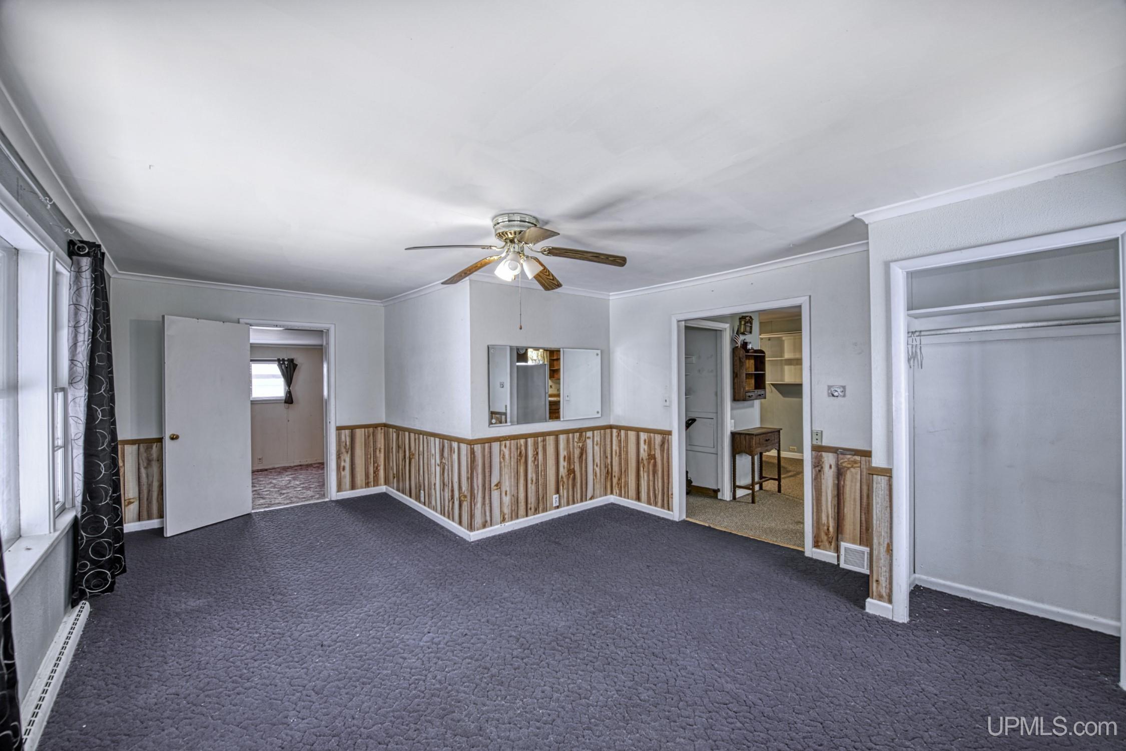 2011 River Drive Niagara, WI 54151 - Photo 3 of 28 Gallery Image 3
