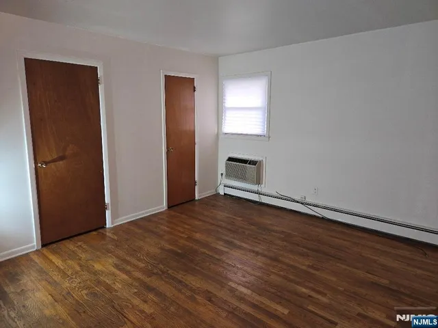 $2,500 | 222 7th Street, Unit 2, Palisades Park, NJ 07650