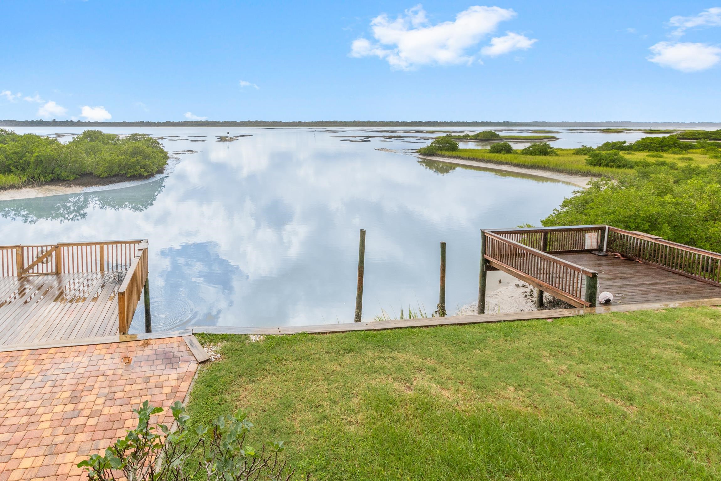 298 Majorca Road St. Augustine, FL 32080 - Photo 34 of 40 a view of a terrace