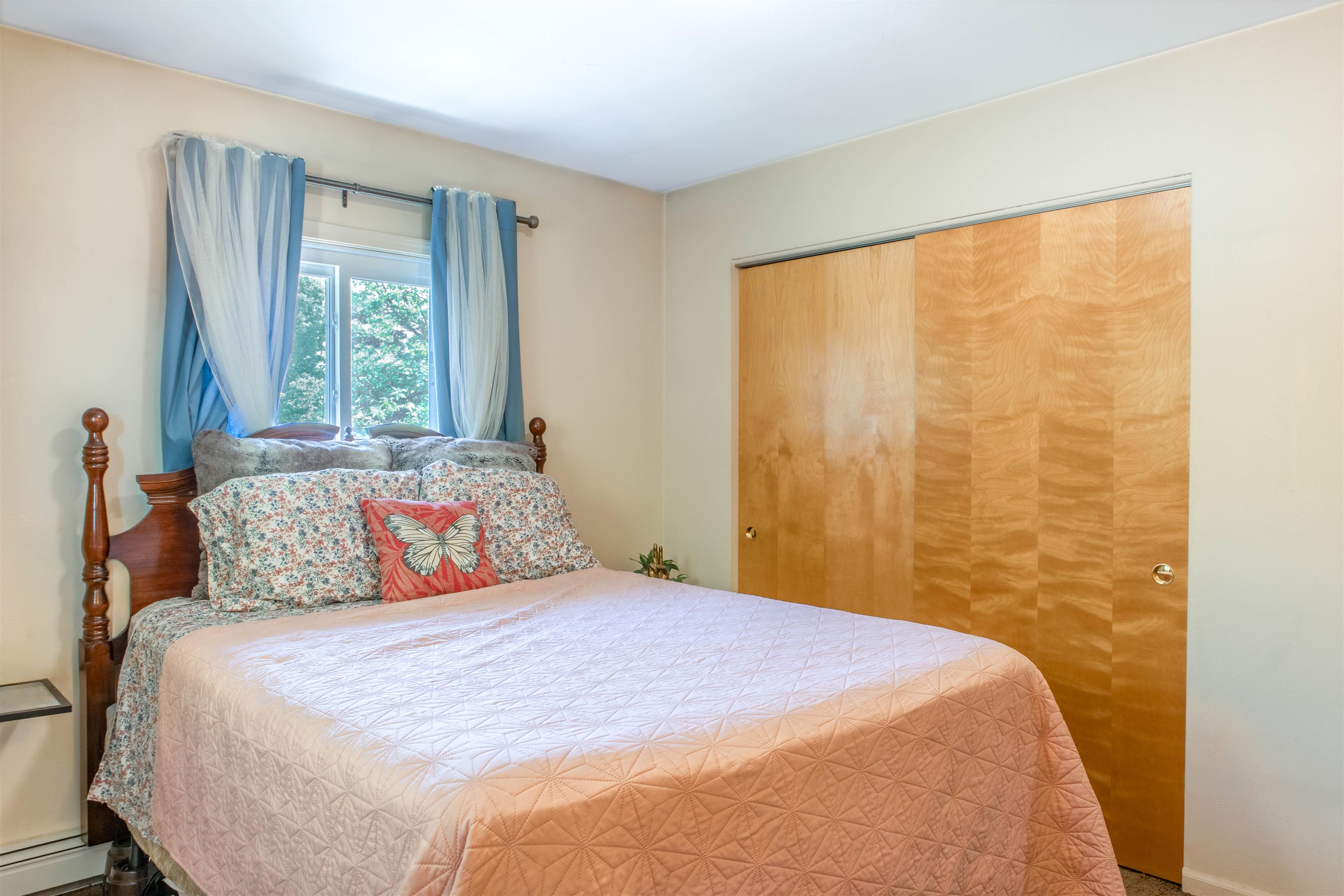 5351 Garden View Court Madison, WI 53713 - Photo 8 of 18