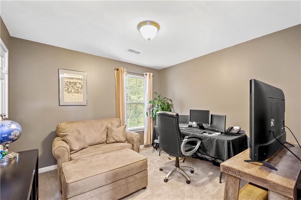 128 Walnut Drive McKees Rocks, PA 15136 - Photo 14 of 25 Gallery Image 14