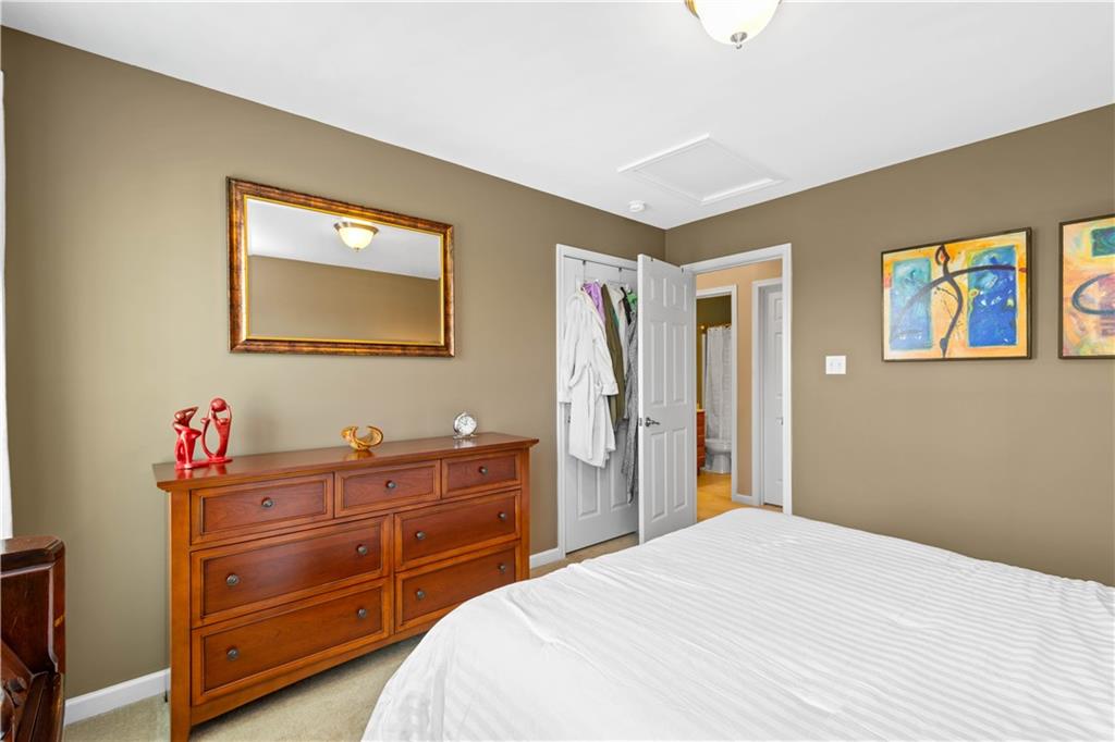 128 Walnut Drive McKees Rocks, PA 15136 - Photo 16 of 25 Gallery Image 16