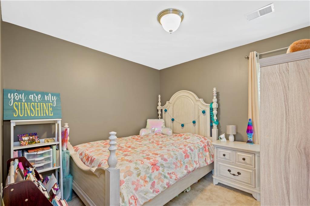 128 Walnut Drive McKees Rocks, PA 15136 - Photo 17 of 25 Gallery Image 17