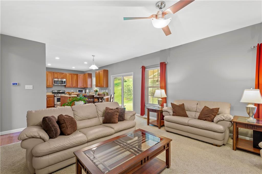 128 Walnut Drive McKees Rocks, PA 15136 - Photo 6 of 25 Gallery Image 6