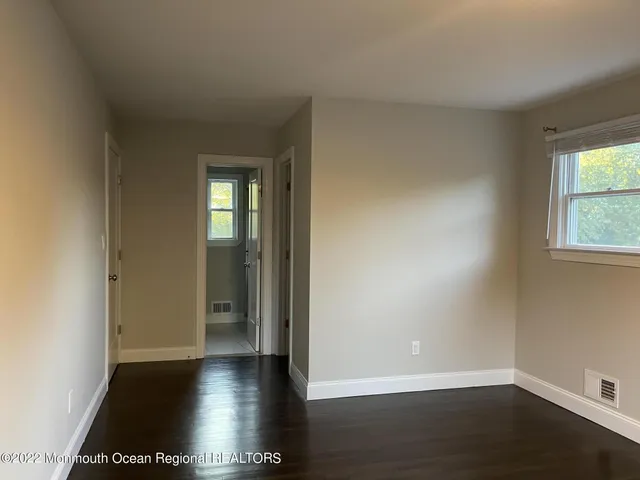 $3,900 | 5 Stockport Way, Howell, NJ 07731