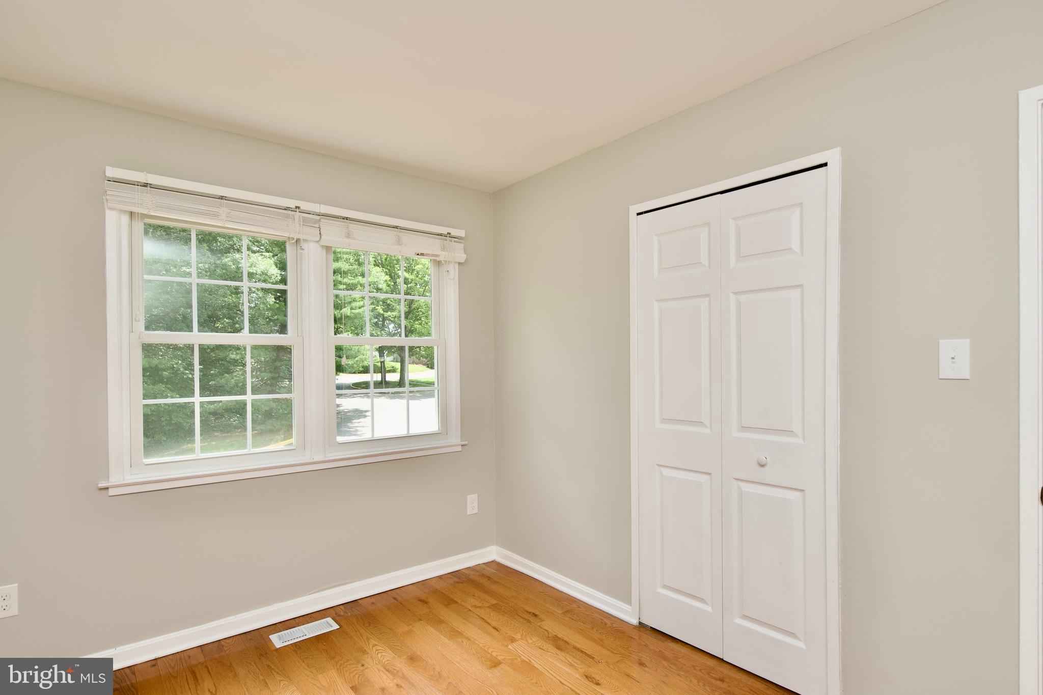 7726 Matisse Way Springfield, VA 22153 - Photo 18 of 34 an empty room with a window
