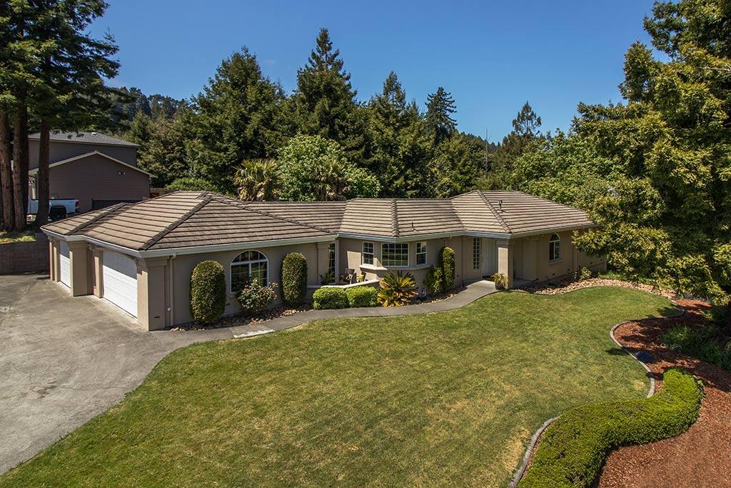 144 Grayland Heights Road Rio Dell, CA 95562 - Photo 3 of 82