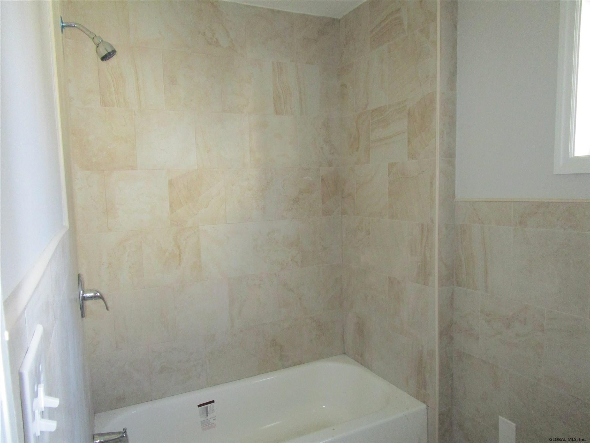 165 Gifford Road Schenectady, NY 12304 - Photo 11 of 14 Photo 11