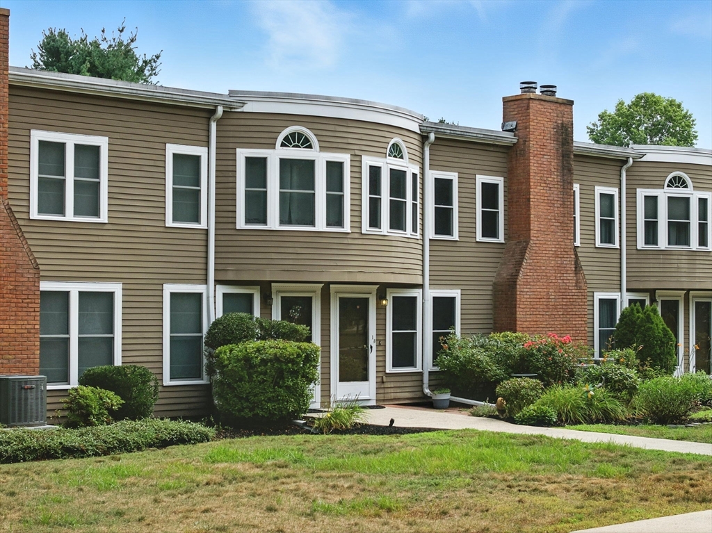 75 Page Road, Unit 13 Bedford, MA 01730 - Photo 23 of 24