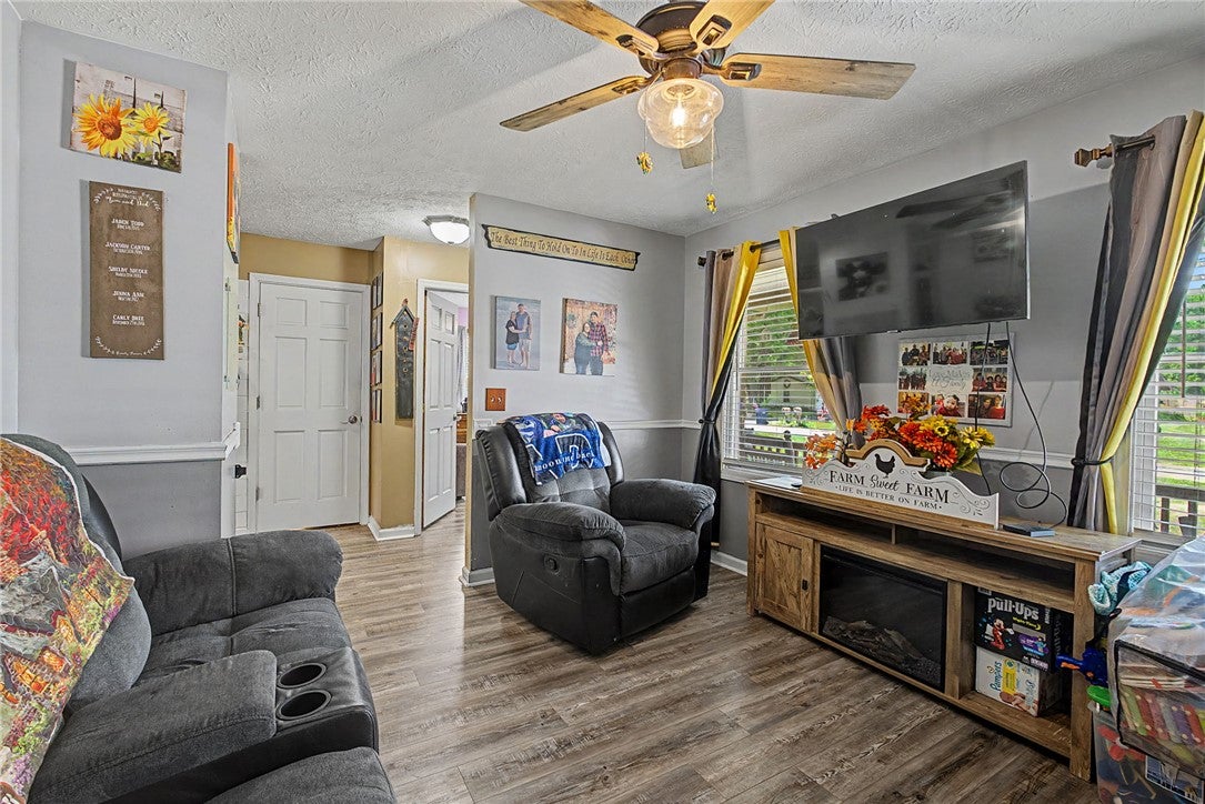 302 Longman Road Eaton, OH 45320 - Photo 7 of 60 Gallery Image 7