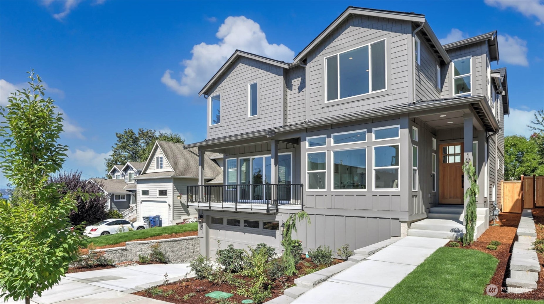 1012 North 33rd Place Renton, WA 98056 - Photo 2 of 37