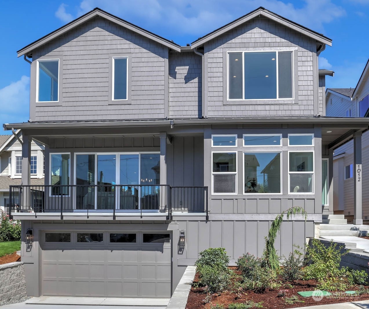 1012 North 33rd Place Renton, WA 98056 - Photo 3 of 37