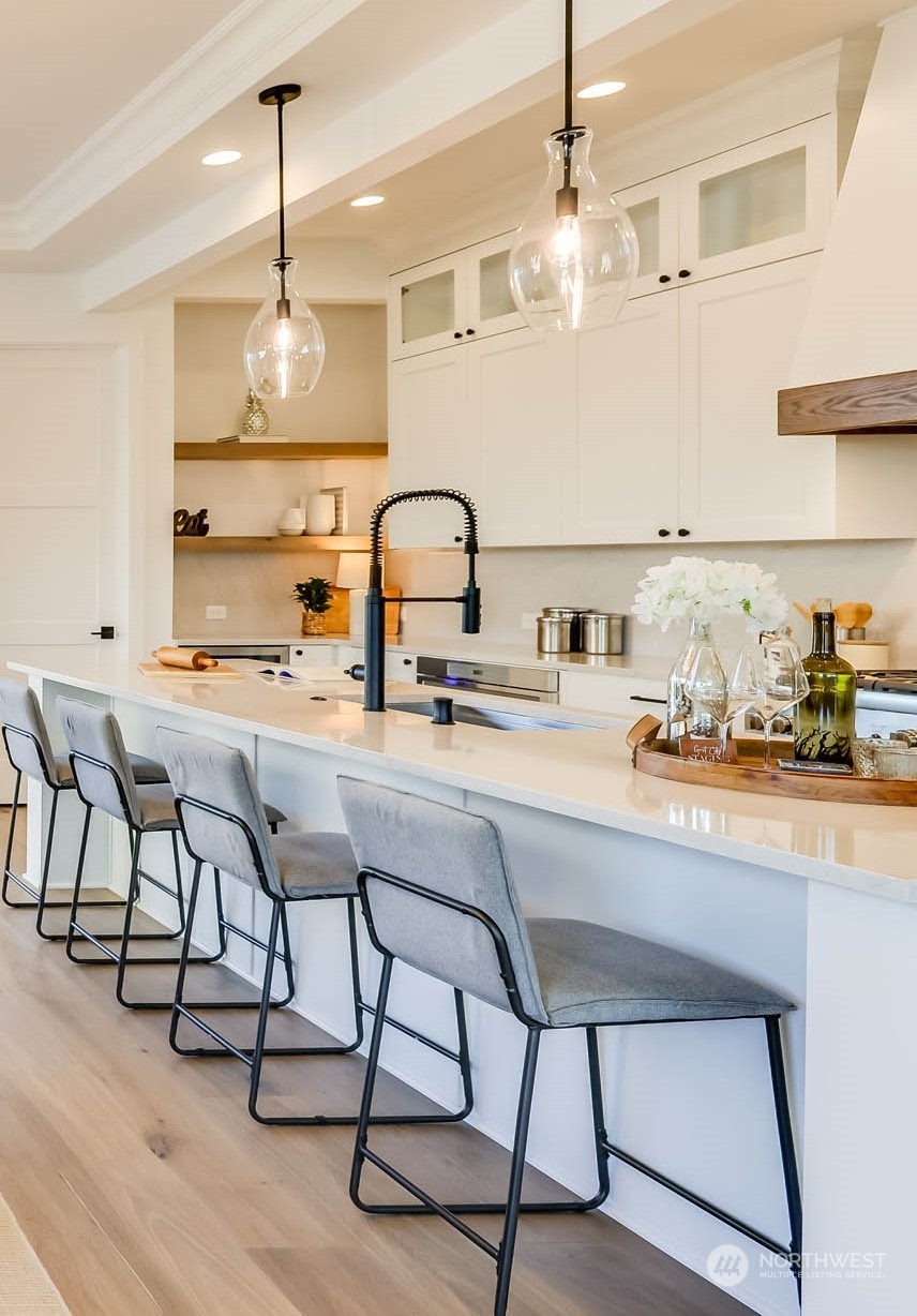 1012 North 33rd Place Renton, WA 98056 - Photo 7 of 37