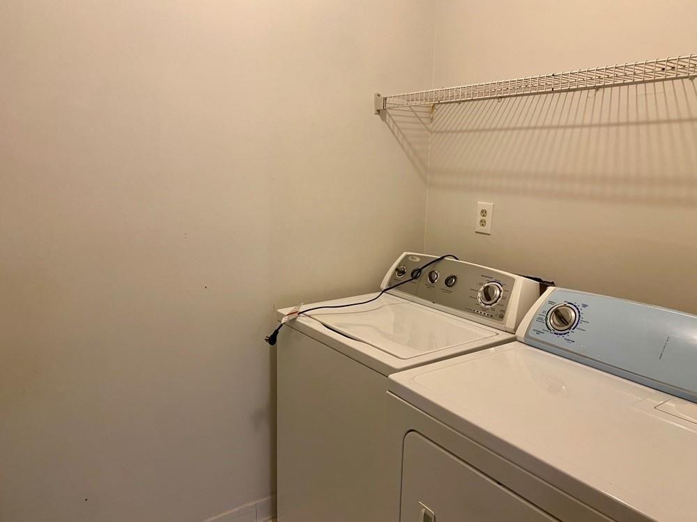 3763 Soapstone Road Decatur, GA 30034 - Photo 5 of 10 a utility room with dryer and washer