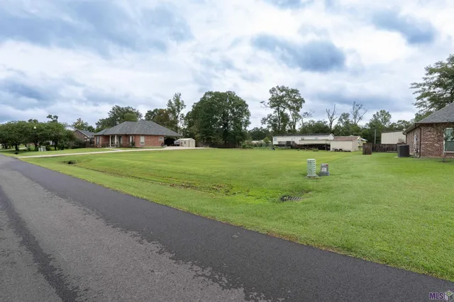 $35,000 | 13176 Cypress Gold Drive, St. Amant, LA 70774