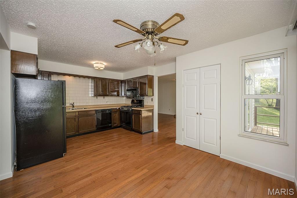 1226 Dunloe Road Ballwin, MO 63021 - Photo 13 of 45