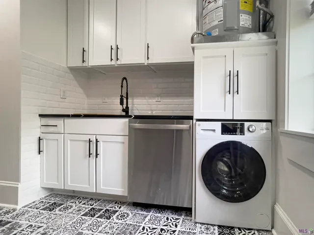 $1,395 | 3647 Gladiola Street, Unit 3, Baton Rouge, LA 70808