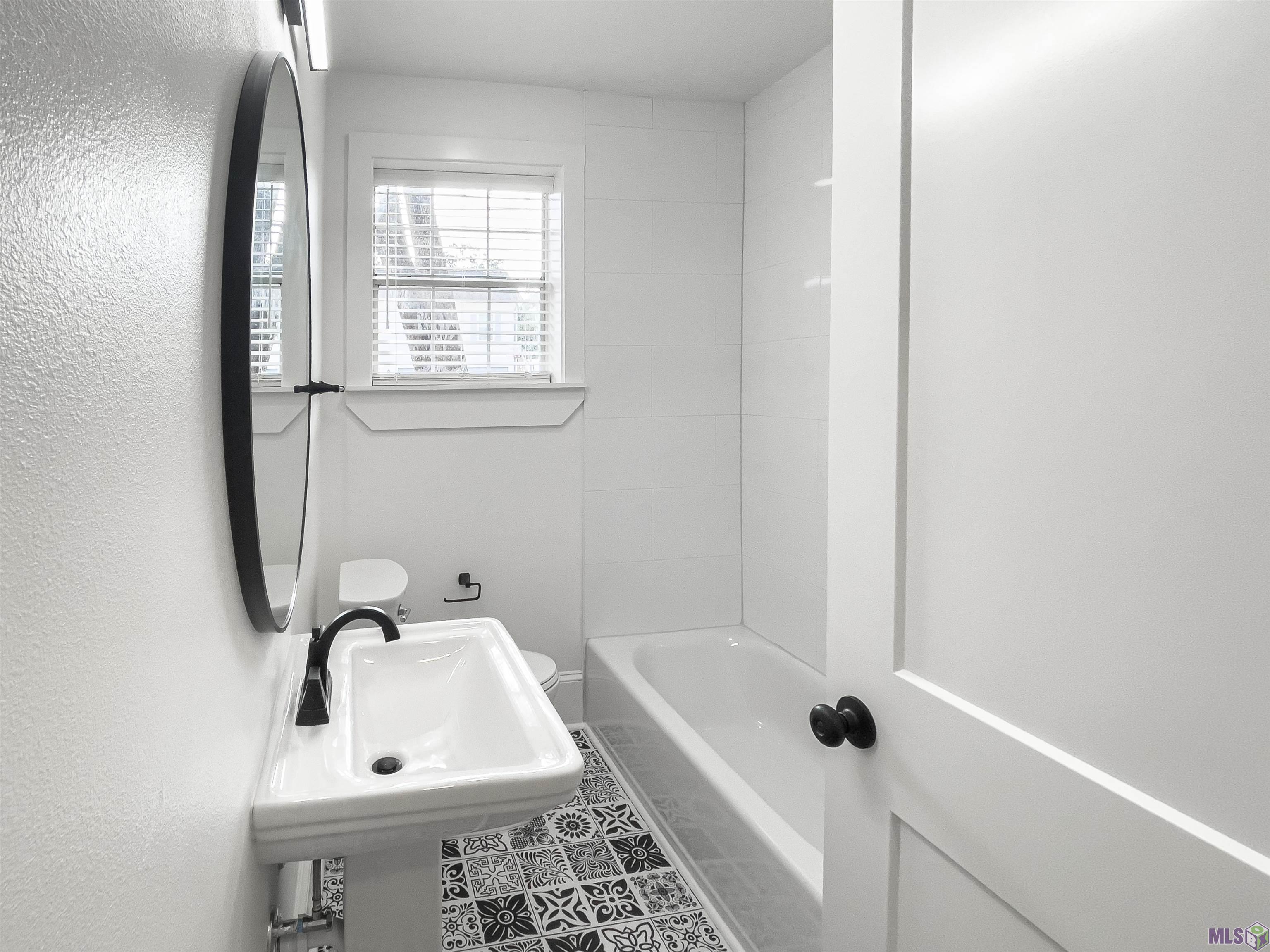 3647 Gladiola Street, Unit 3 Baton Rouge, LA 70808 - Photo 8 of 15