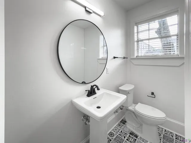 $1,395 | 3647 Gladiola Street, Unit 3, Baton Rouge, LA 70808