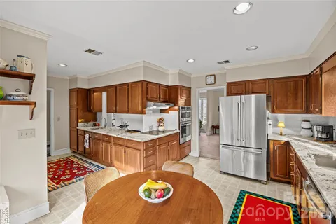 $650,000 | 5350 Sandtrap Lane, Charlotte, NC 28226