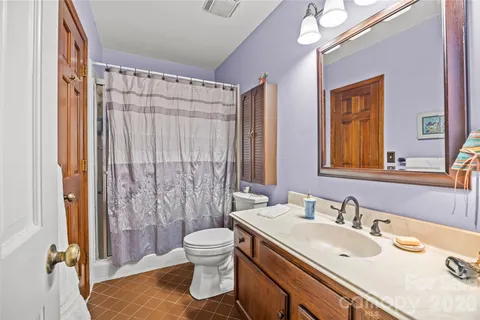 $650,000 | 5350 Sandtrap Lane, Charlotte, NC 28226