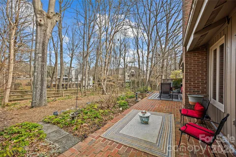 $650,000 | 5350 Sandtrap Lane, Charlotte, NC 28226