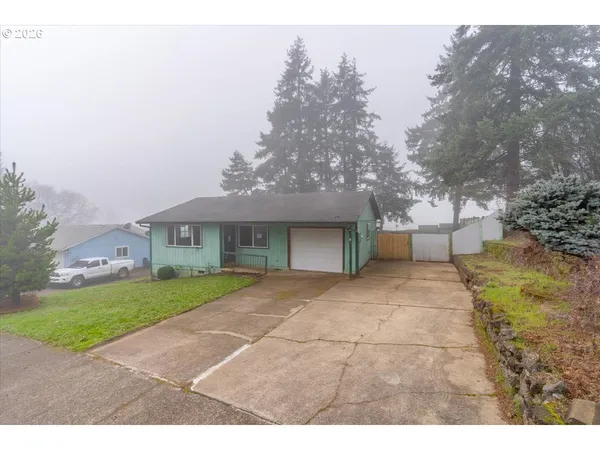 $286,500 | 417 Northeast Oaken Hills Drive, Willamina, OR 97396