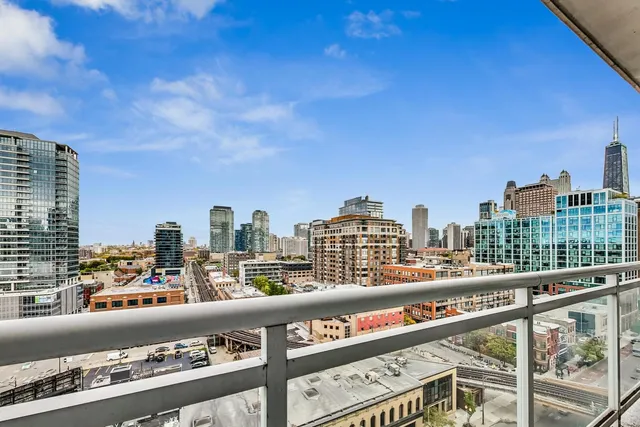 a picture of city view