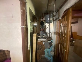 30 Bare Hill Road Boxford, MA 01921 - Photo 19 of 20 a bathroom with a shower