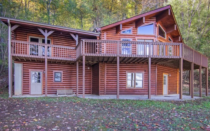 667 Chestnut Ridge Circle Blue Ridge, GA 30513 - Photo 1 of 1 Main View