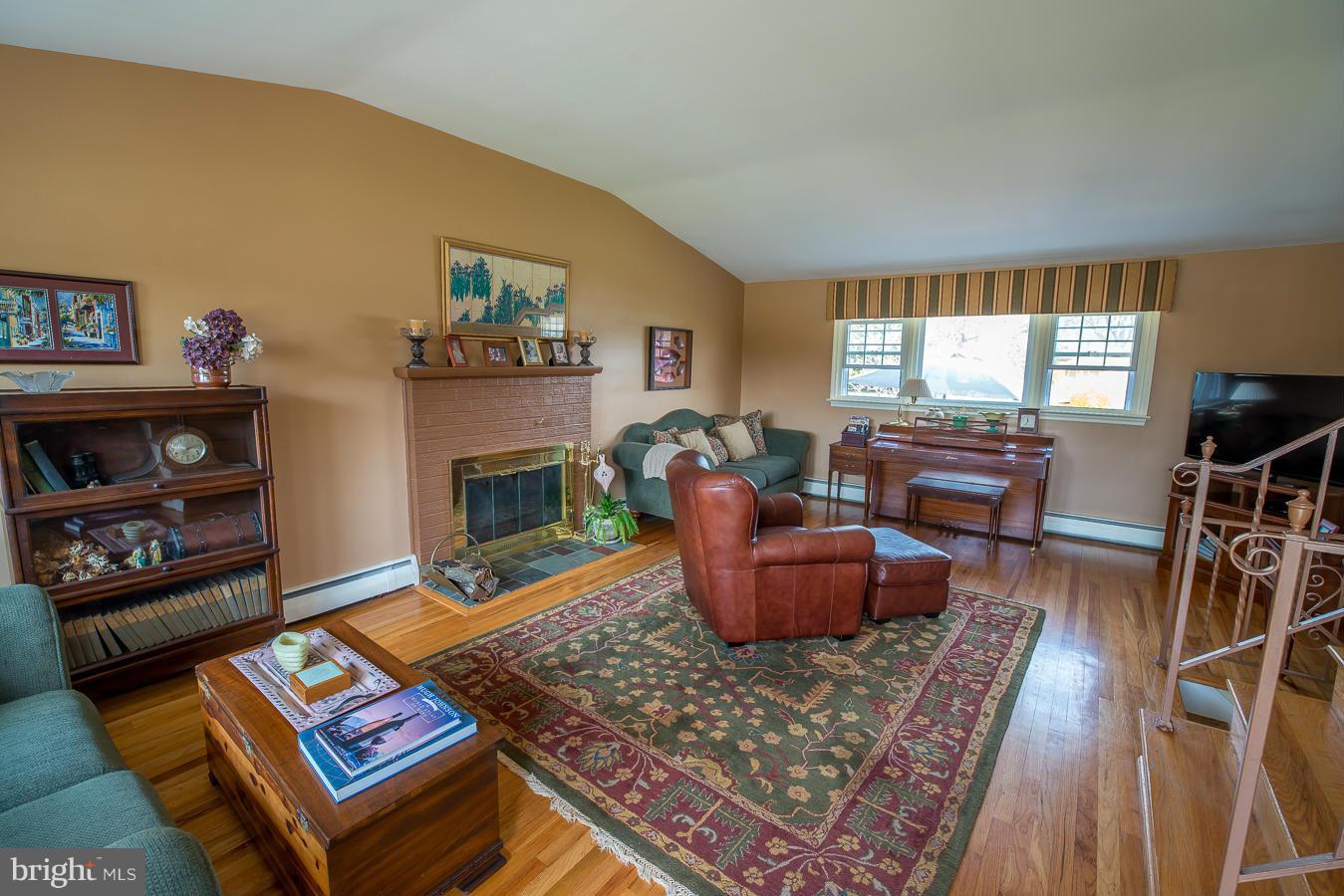 248 Coldbrook Road Lutherville-Timonium, MD 21093 - Photo 14 of 29 Living Room