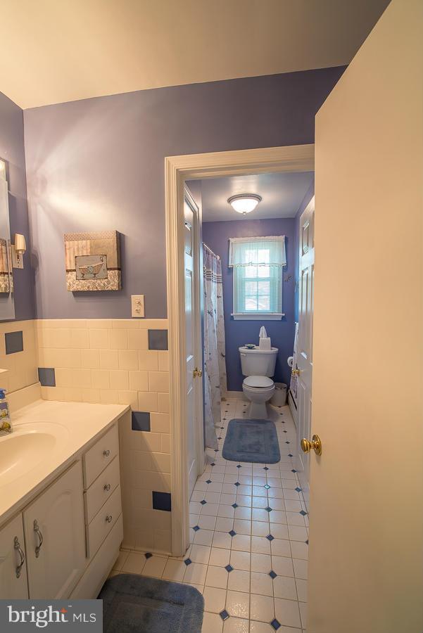 248 Coldbrook Road Lutherville-Timonium, MD 21093 - Photo 17 of 29 Bath