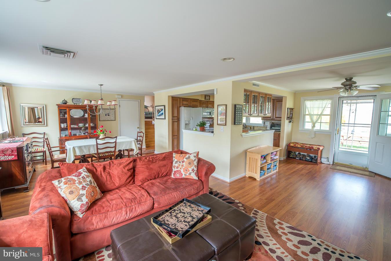 248 Coldbrook Road Lutherville-Timonium, MD 21093 - Photo 8 of 29 Living Room
