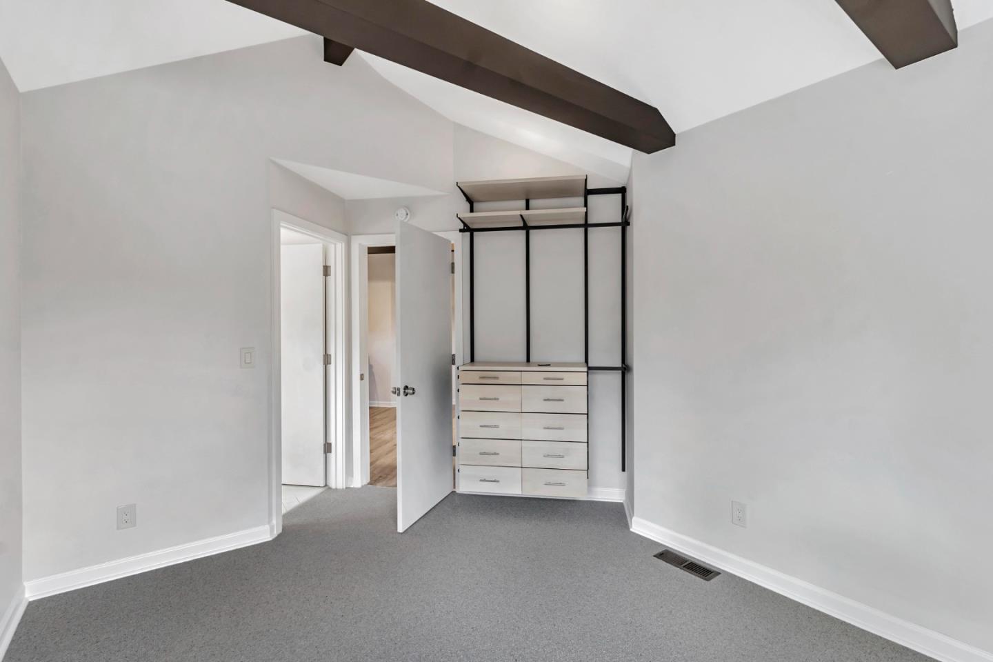 2647 Alpine Road Menlo Park, CA 94025 - Photo 14 of 29