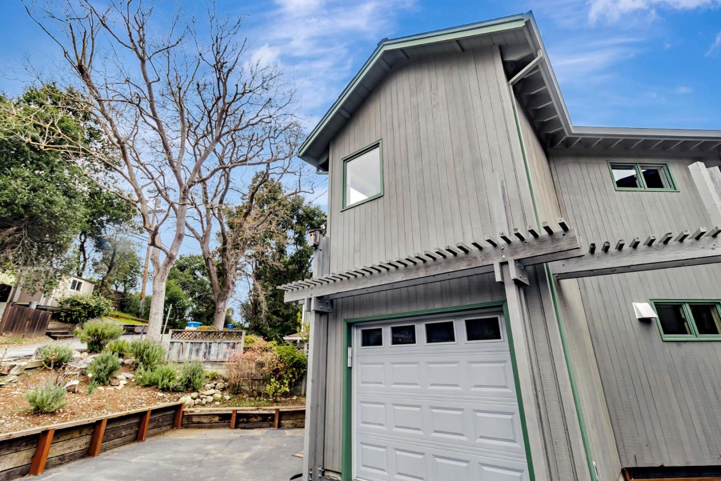 2647 Alpine Road Menlo Park, CA 94025 - Photo 4 of 29 a view of a house with a yard