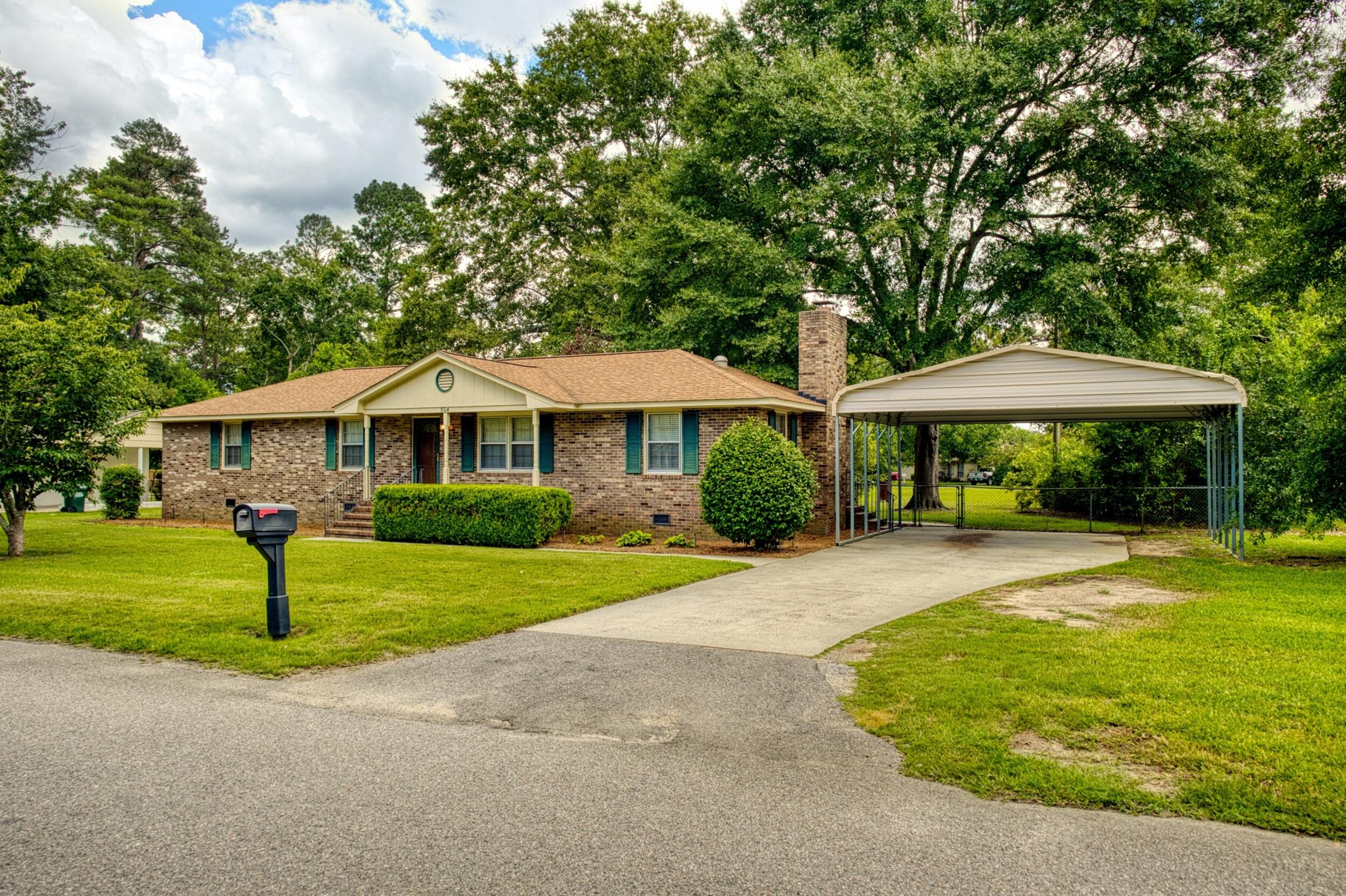 504 Boardman Road Aiken, SC 29803 - Photo 1 of 39 Gallery Image 1