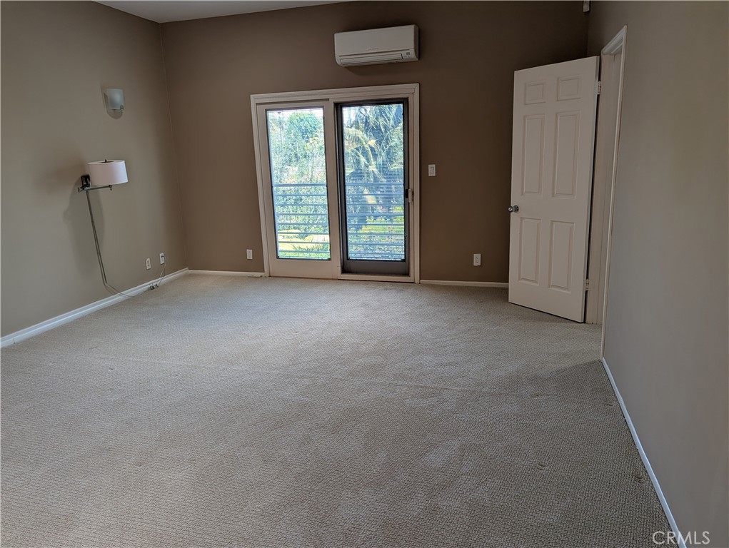 1451 3rd Street Manhattan Beach, CA 90266 - Photo 10 of 23