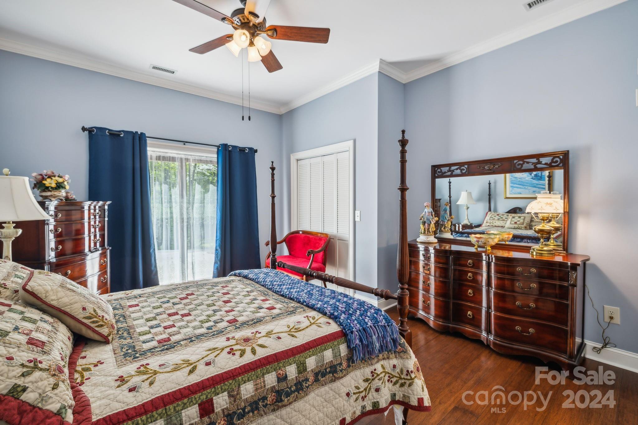 5712 Summit Road Purlear, NC 28665 - Photo 29 of 48 a bedroom with a bed and dresser