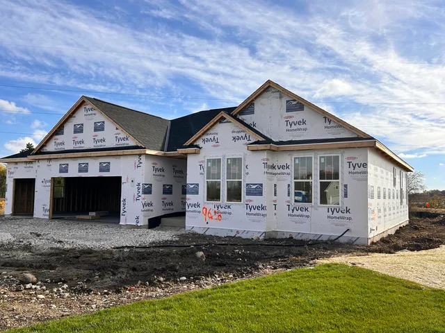 $603,669 | 9628 South Sophia Court, Franklin, WI 53132