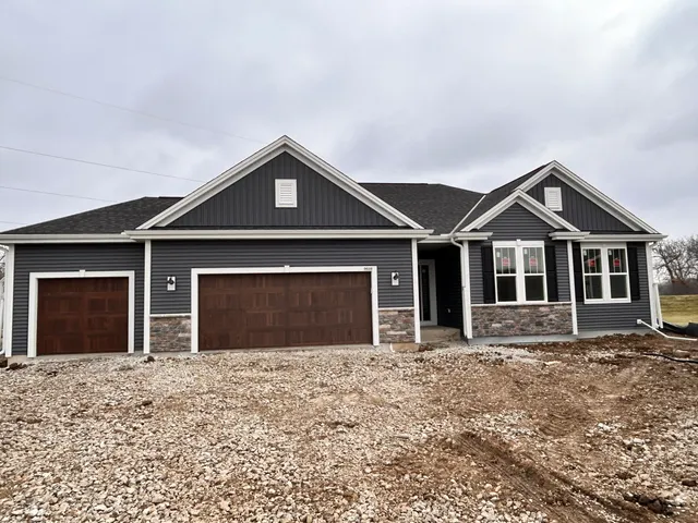 $603,669 | 9628 South Sophia Court, Franklin, WI 53132
