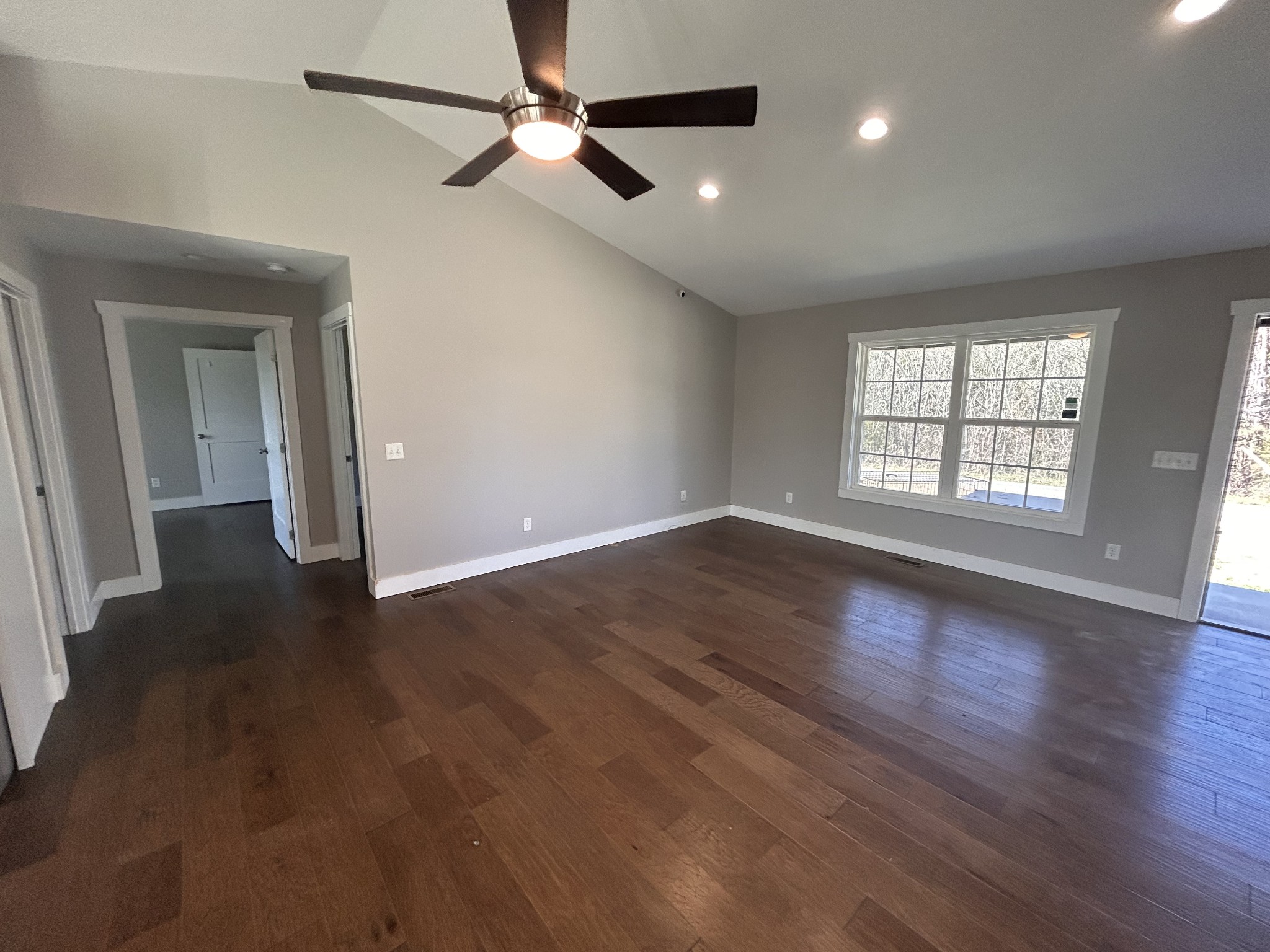 228 Cecil Morgan Road Pikeville, TN 37367 - Photo 6 of 24 Gallery Image 6