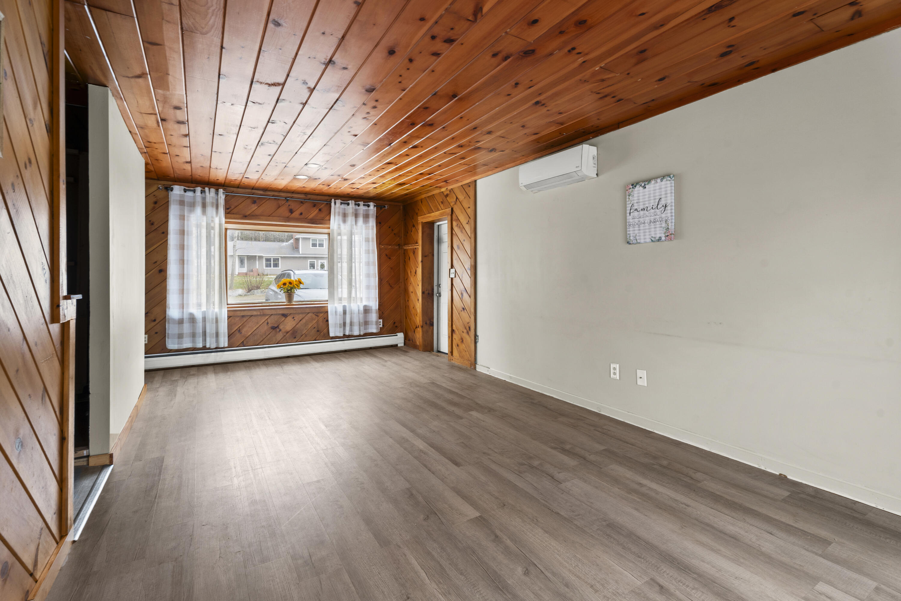 562 Blackstream Road Hermon, ME 04401 - Photo 18 of 41 DSC06936